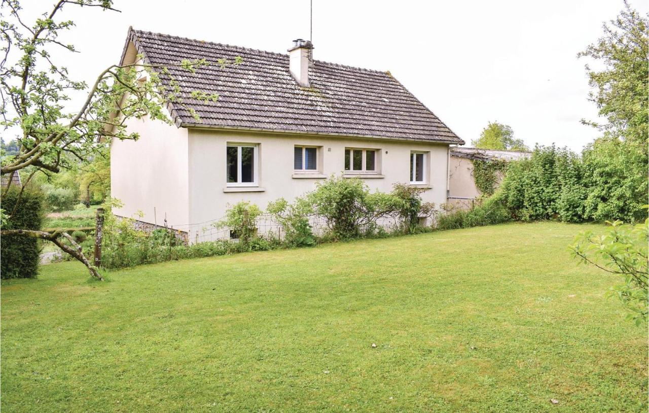 Holiday Home In Montsernelle Lithaire Luaran gambar